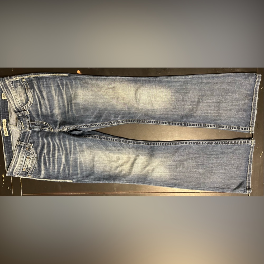SOLD!! BKE Sabrina size 28 Regular